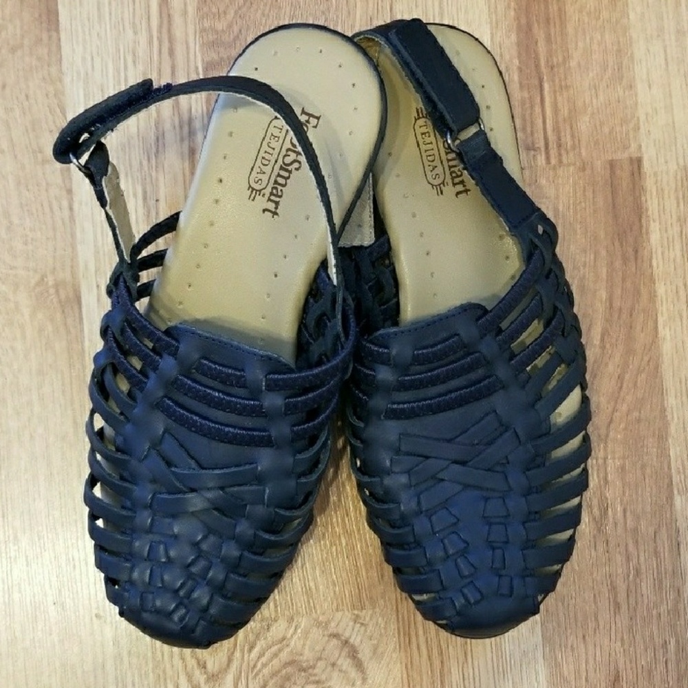 FootSmart Tejidas Navy Blue Leather Sandals